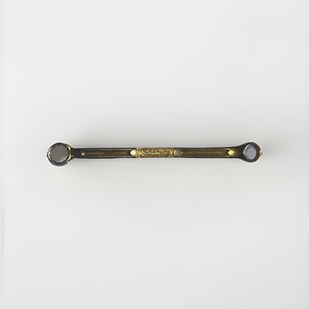 Vintage SNAP-ON TOOLS GOLD TONED WRENCH TIE BAR CLASP